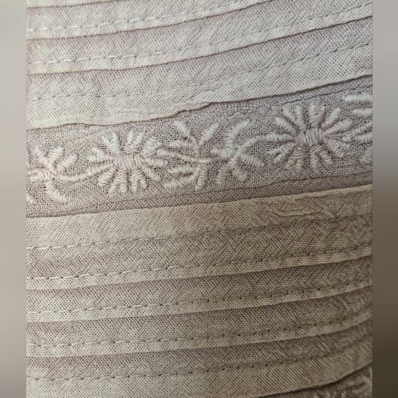 NWOT Lucky Brand embroidered blouse in rosewood - Picture 13 of 13